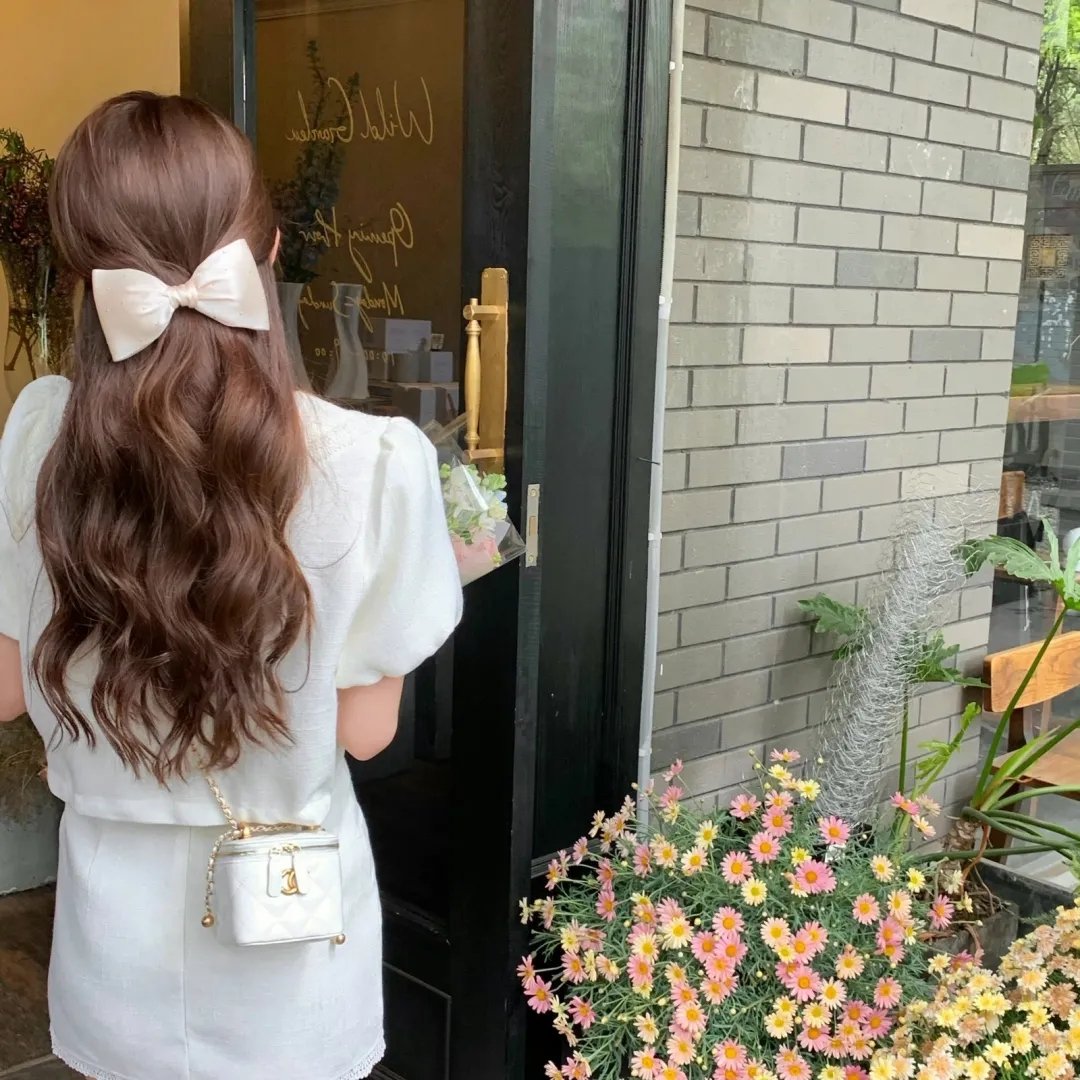 主妇之谜封面